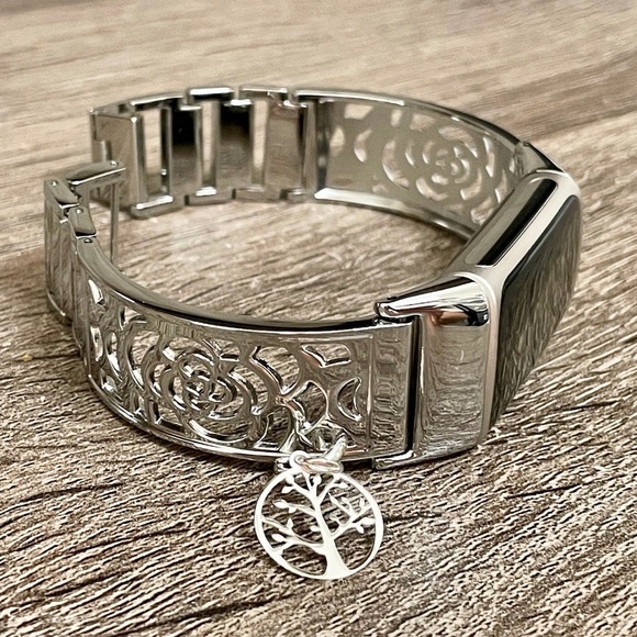 Silver Metal Band Fitbit Charge 5 Women Jewelry Tree Of Life Charm Bracelet - Picture 6 of 9